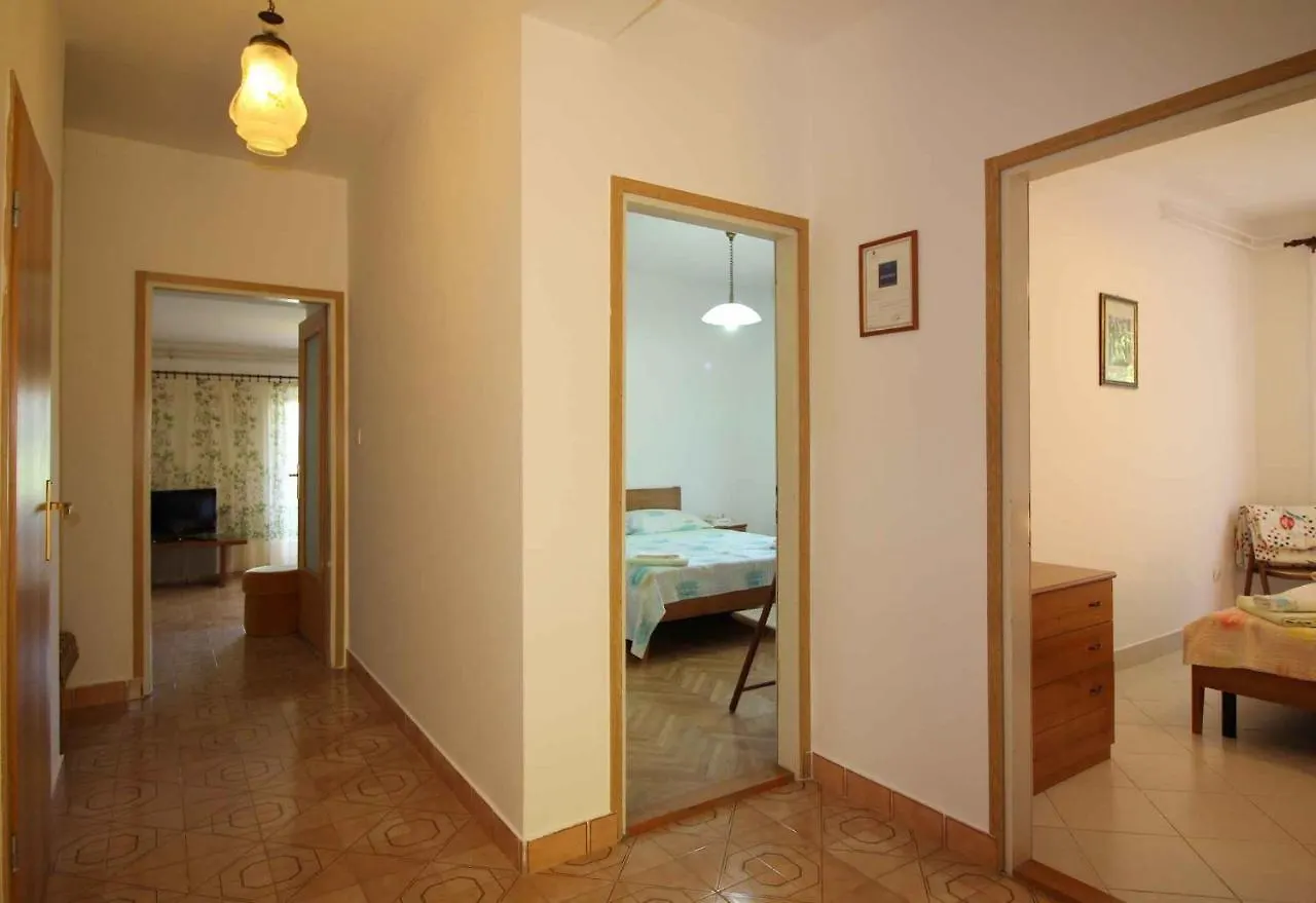 Mugeba Apartment In Porec/Istrien 9872