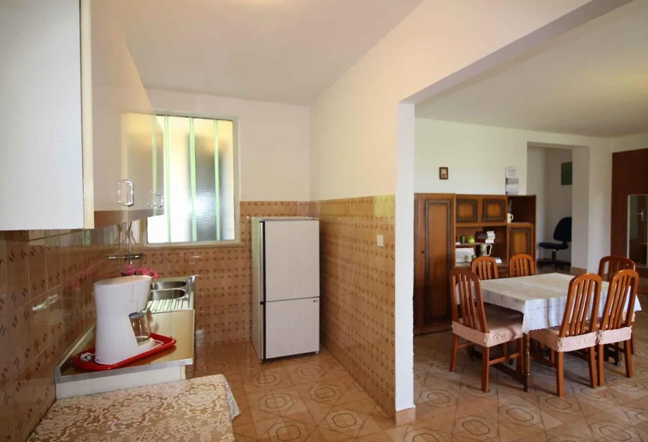 Mugeba Apartment In Porec/Istrien 9872 קרואטיה
